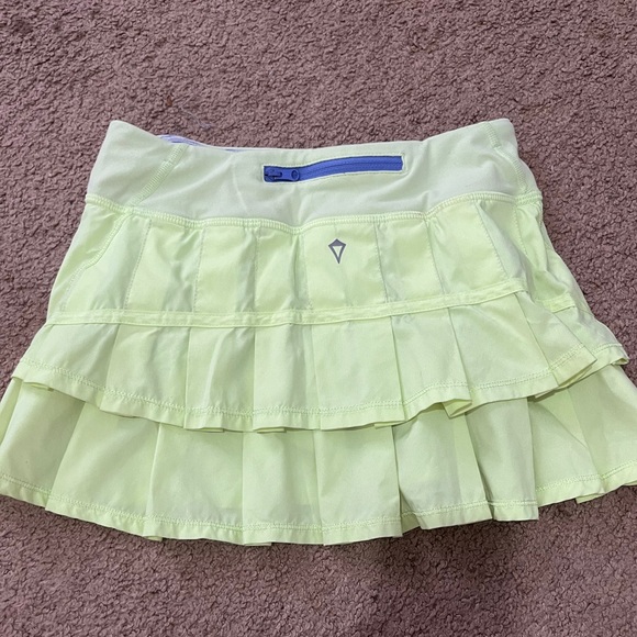 Lululemon kids Ivivva skirt size 10 could fit 000/00 green/yellow #lululemon - Picture 2 of 4